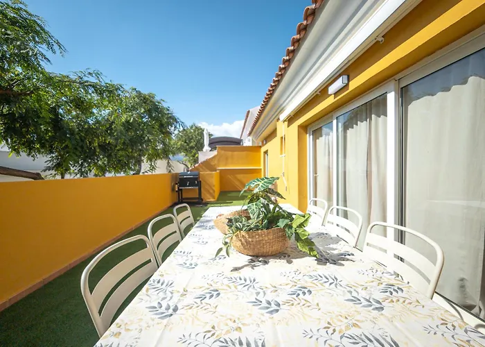 Casa Calma - Terrace, Bbq And Sunshine For Families アパート エステポナ